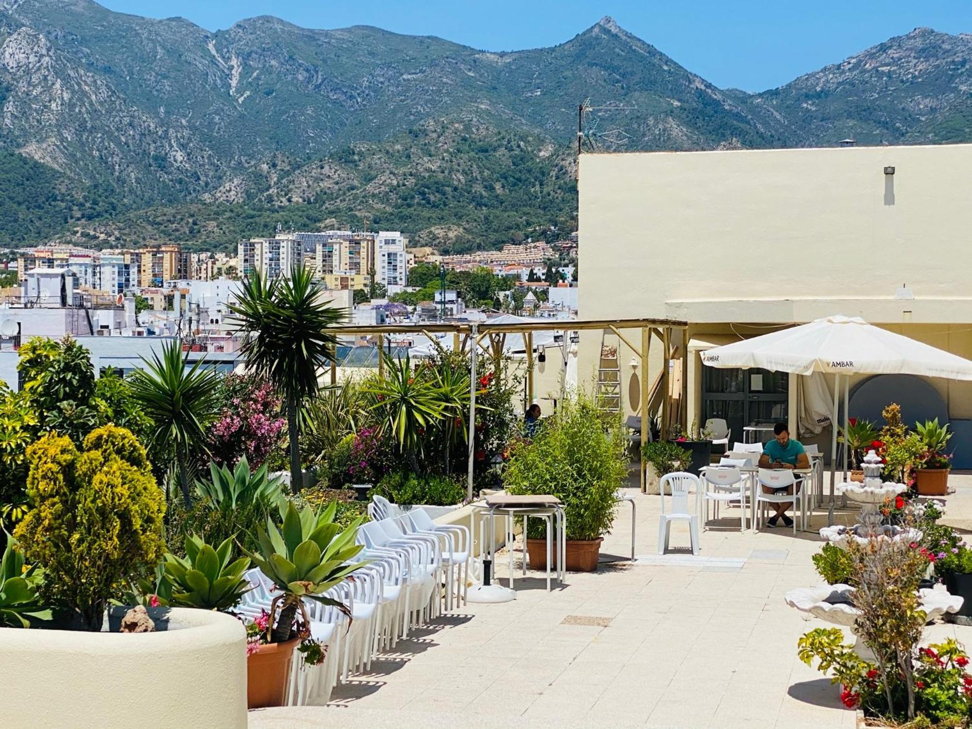 The First Line Of The Sea Apartment Marbella Exterior foto